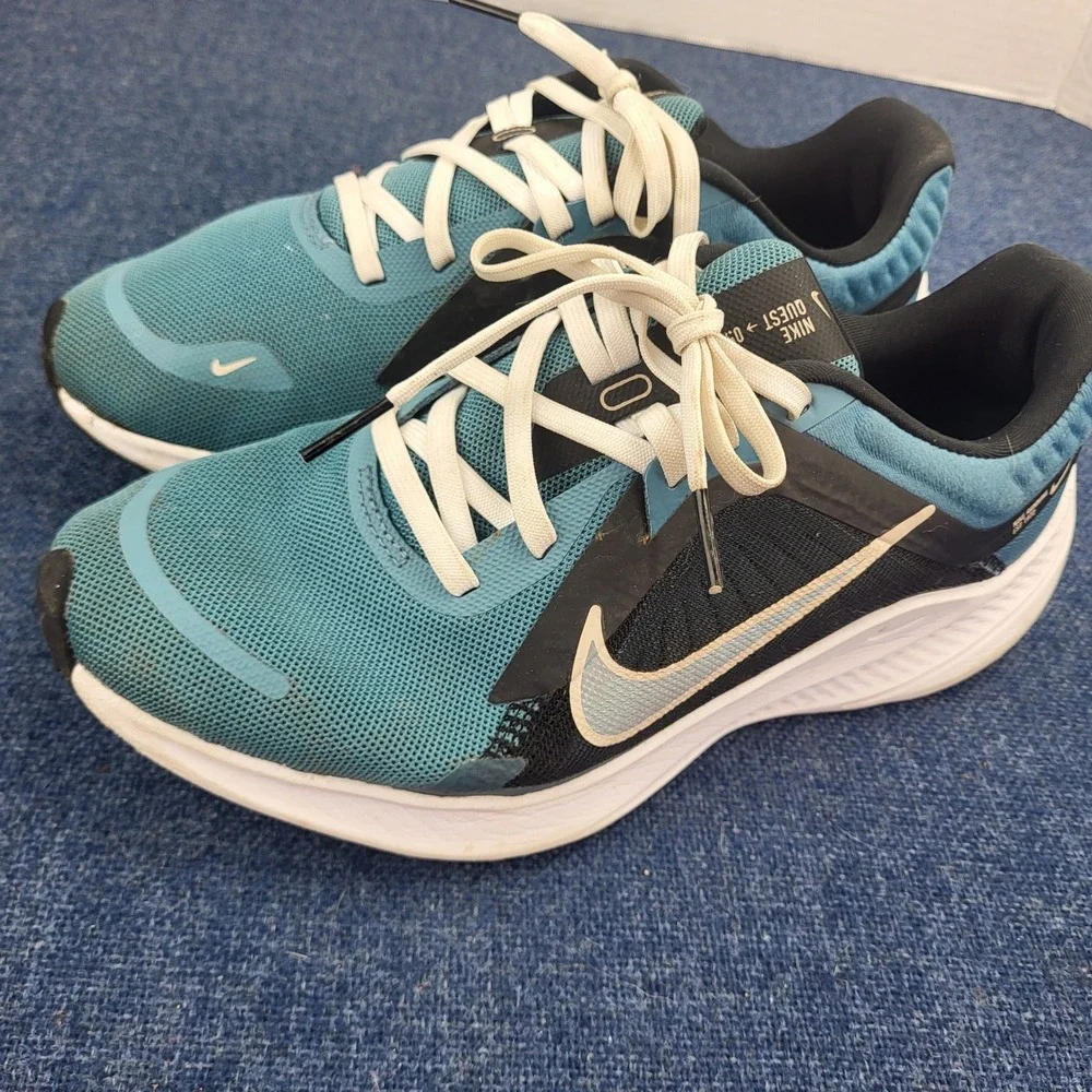 Nike Quest 5 Women Running Shoes Teal Black White Size 7 Activewear Athletic